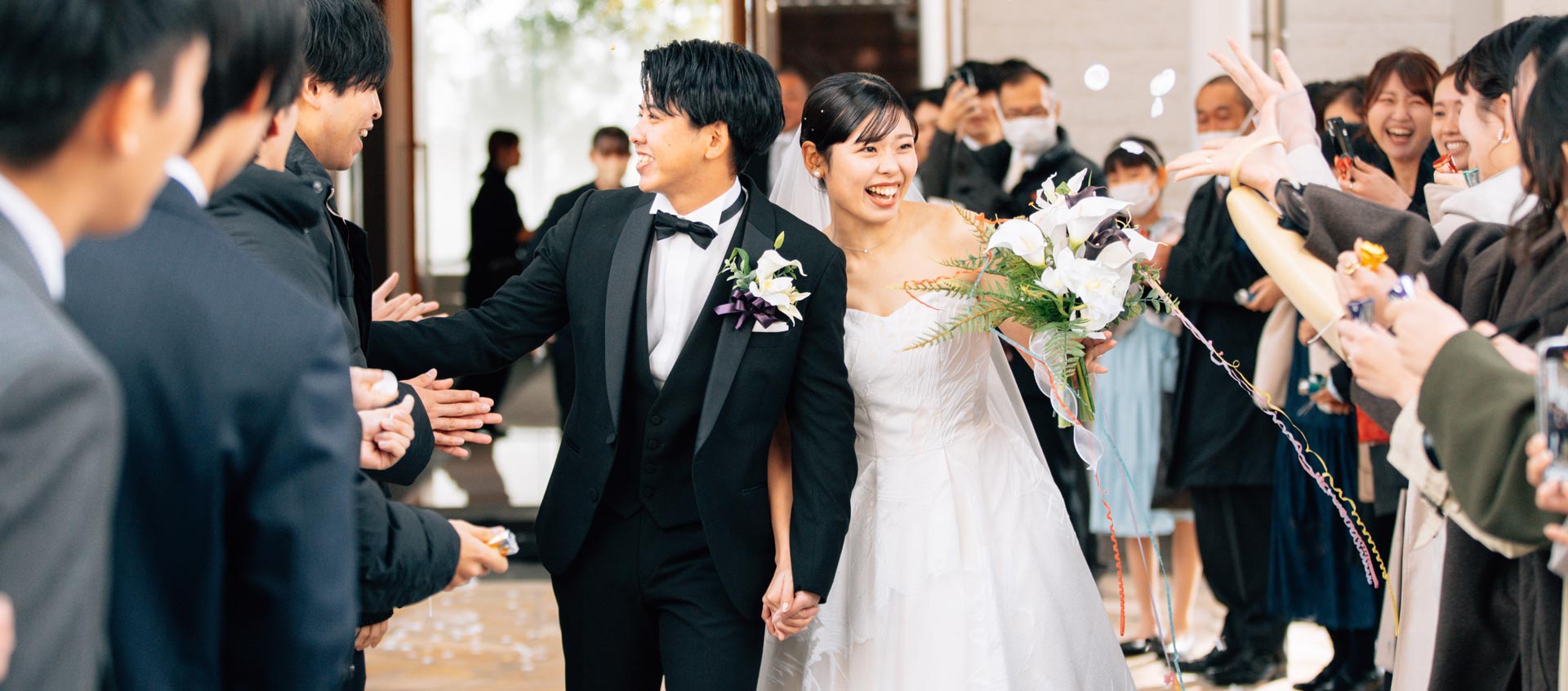 長崎県 島原市 結婚式 ウエディング|長崎県島原市の結婚式場 ザ・マーキーズ（ウェディング石川）ウエディング｜長崎県島原市で家族だけの少人数婚、大人数対応の多彩な披露宴会場でのホテルウエディング、前撮り、フォトウエディングならザ・マーキーズ。独立型チャペルでプライベート感満載の結婚式が実現。また、和装での諏訪神社での厳格な神前式にも対応。挙式費用のご相談やブライダルフェアへの参加もお気軽にどうぞ。